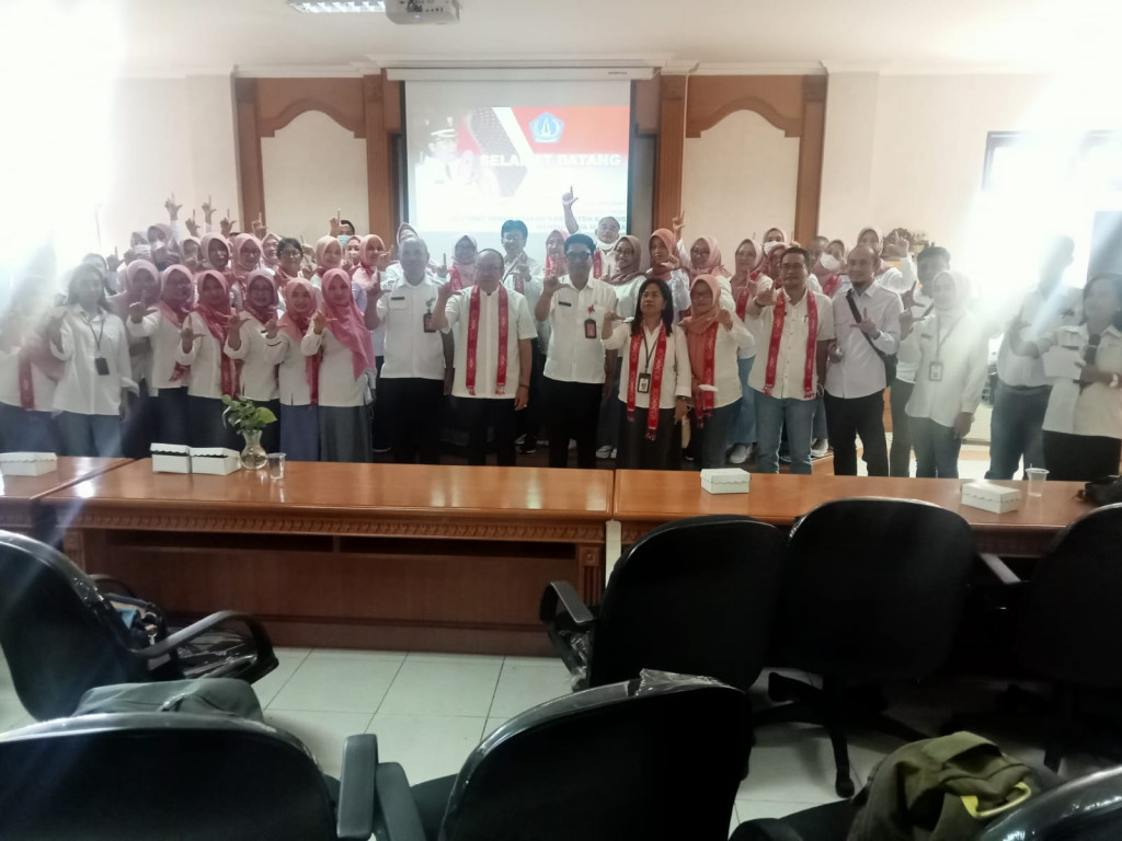 STUDI BANDING PROGRAM IMUNISASI DARI KABUPATEN MALANG